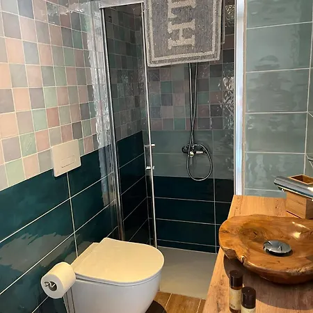 Characteristic Garibaldi דירה