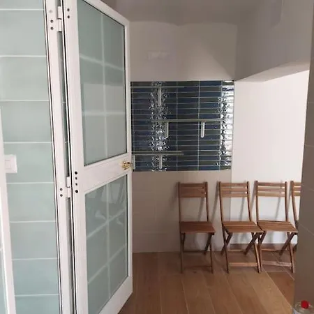 Apartmán Characteristic Garibaldi *