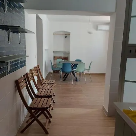 Apartment Characteristic Garibaldi *