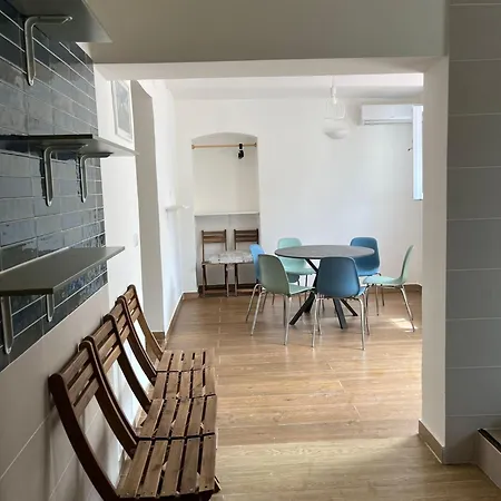 Characteristic Garibaldi Apartmán *