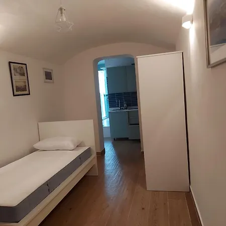 Apartmán Characteristic Garibaldi *