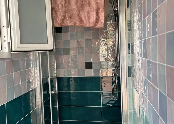 Characteristic Garibaldi דירה *